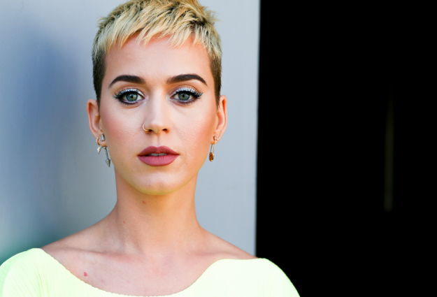 Katy Perry shares unrecognisable photo of herself at 13-years-old ...