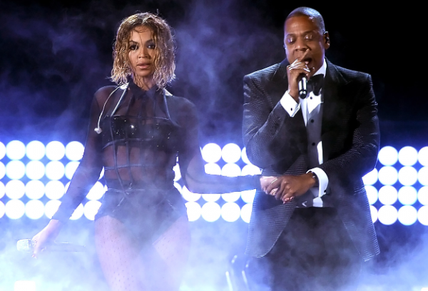 Beyoncé And Jay Z Share Their Most Intimate Photos Yet In ‘on The Run Ii Tour Book News